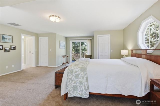 17035 136th Place SE, Renton, WA 98058