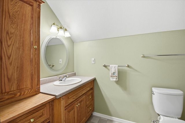 17035 136th Place SE, Renton, WA 98058