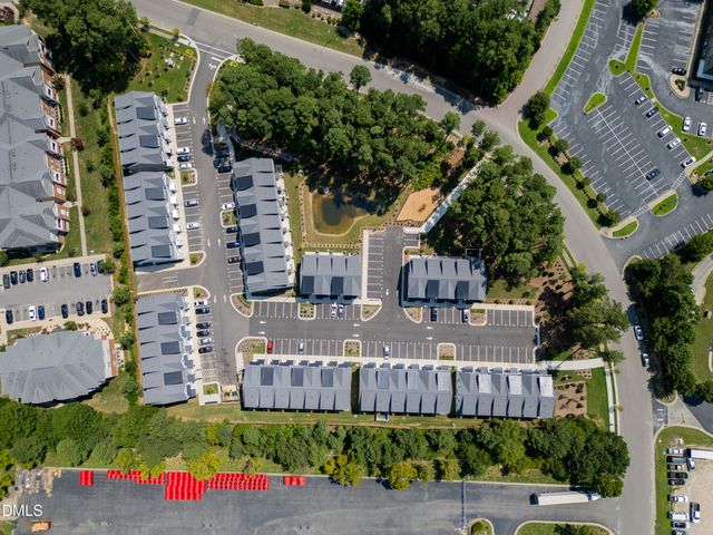 4821 Gossamer Lane 102, Raleigh, NC 27616