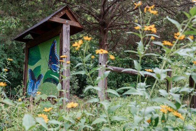 4821 Gossamer Lane 102, Raleigh, NC 27616