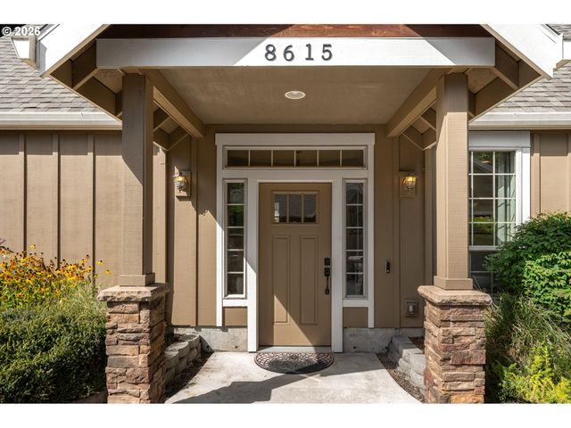 8615 Sw PINEBROOK St, Tigard, OR 97224