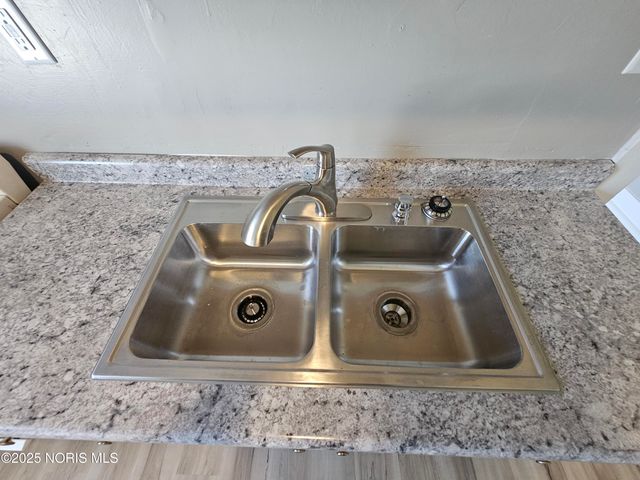 1114 N Superior Street, Toledo, OH 43604