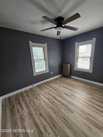 1114 N Superior Street, Toledo, OH 43604