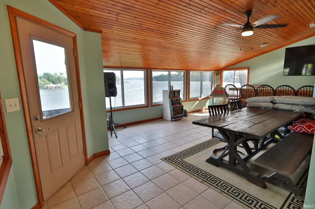 5547 N West Shafer Drive, Monticello, IN 47960