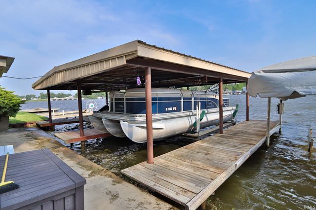 5547 N West Shafer Drive, Monticello, IN 47960