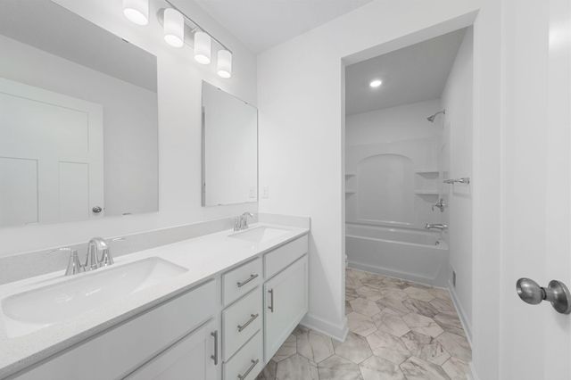18524 Lincoln Street NW, Elk River, MN 55330