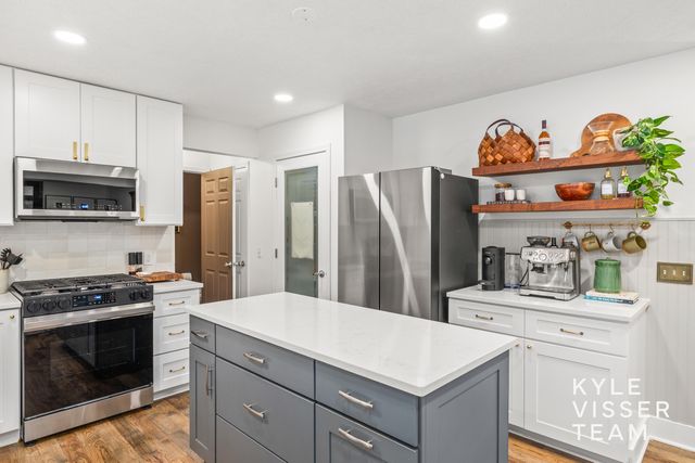 7033 Concolor Drive NE, Rockford, MI 49341