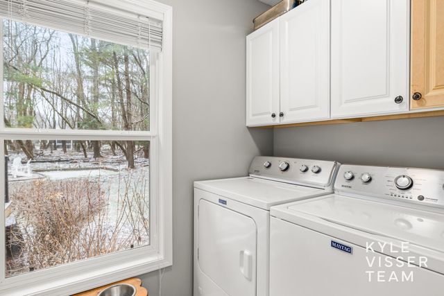 7033 Concolor Drive NE, Rockford, MI 49341