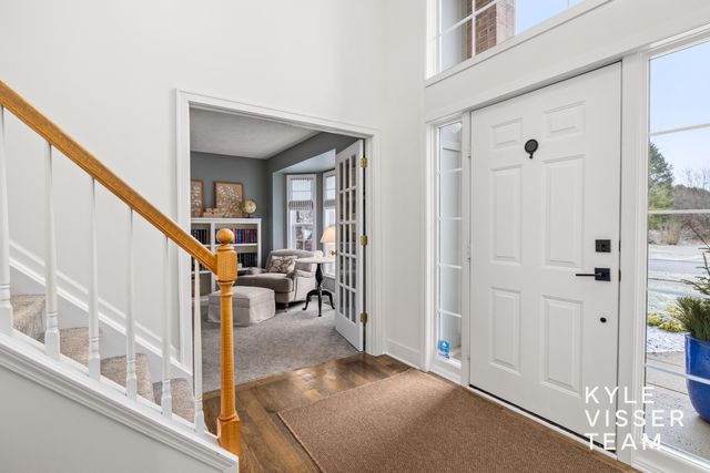 7033 Concolor Drive NE, Rockford, MI 49341