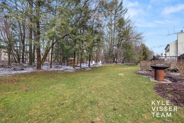 7033 Concolor Drive NE, Rockford, MI 49341