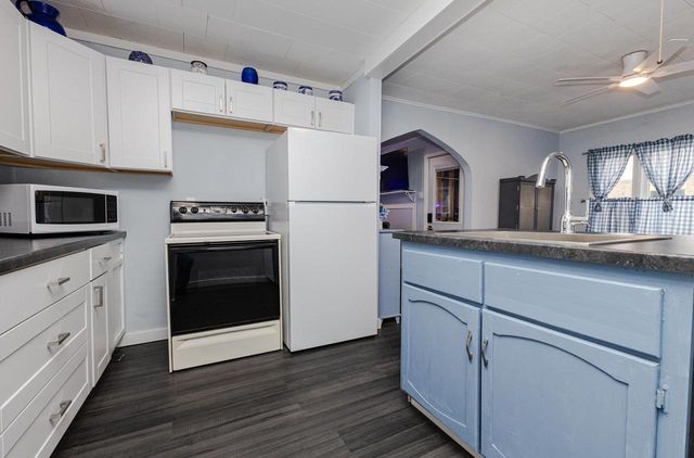 1514 River DRIVE, Watertown, WI 53094