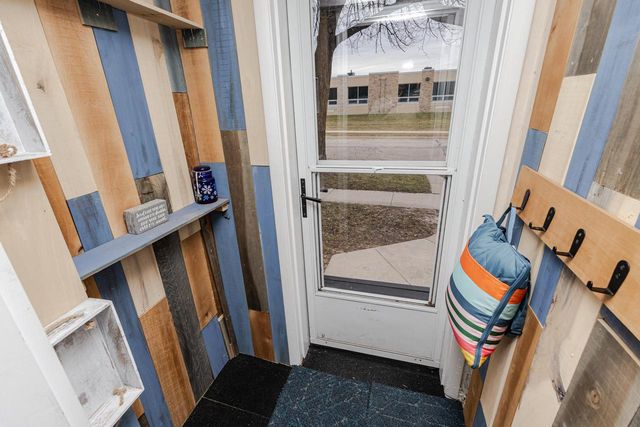 1514 River DRIVE, Watertown, WI 53094