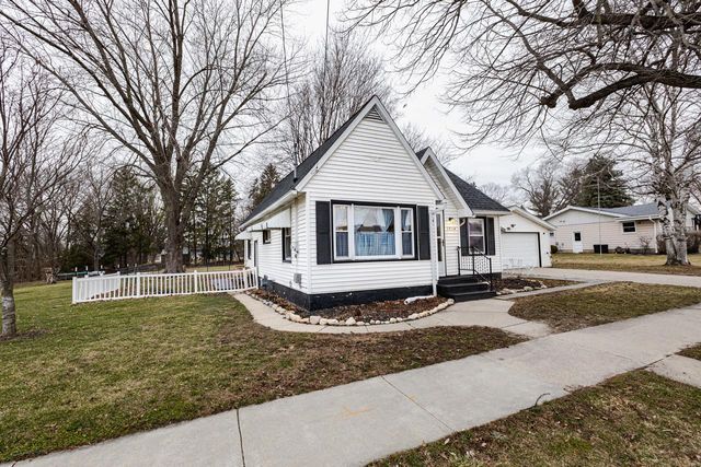 1514 River DRIVE, Watertown, WI 53094