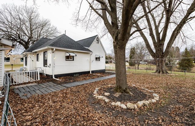 1514 River DRIVE, Watertown, WI 53094