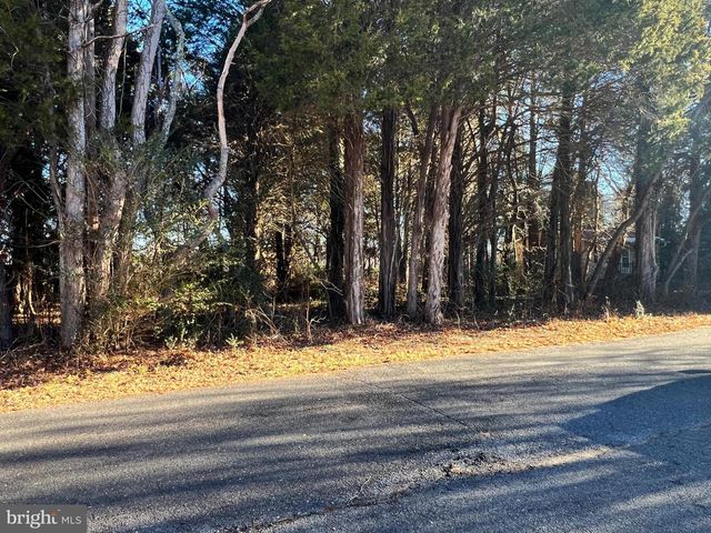 BAY DR, Chaptico, MD 20621