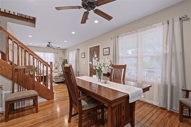 81 Rogers Avenue, Barrington, RI 02806