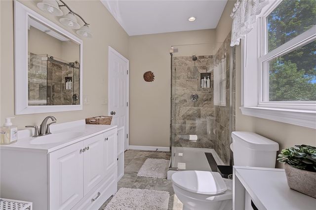 81 Rogers Avenue, Barrington, RI 02806