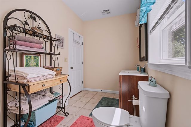 81 Rogers Avenue, Barrington, RI 02806