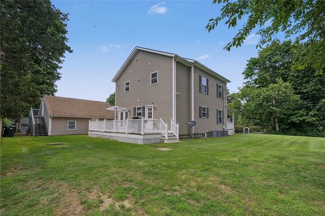 81 Rogers Avenue, Barrington, RI 02806