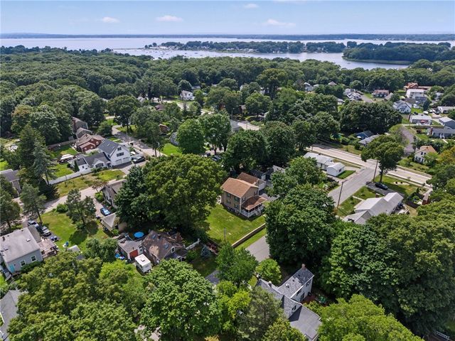81 Rogers Avenue, Barrington, RI 02806