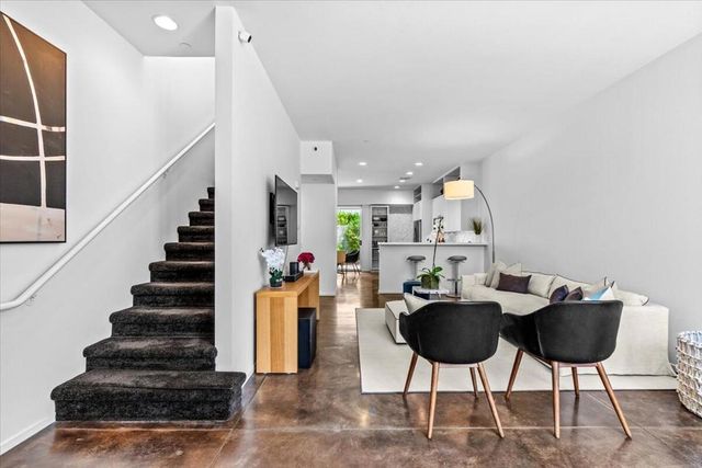 222 Breeze Loop, Palm Springs, CA 92262