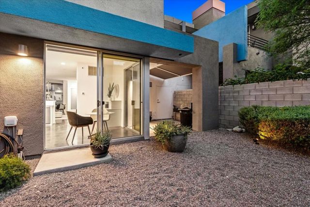 222 Breeze Loop, Palm Springs, CA 92262