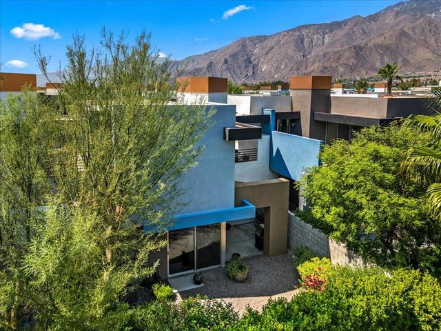 222 Breeze Loop, Palm Springs, CA 92262
