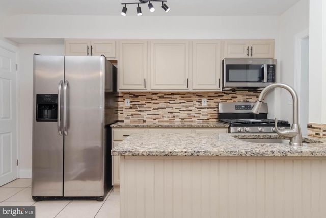 1606 SEARLES RD, Baltimore, MD 21222