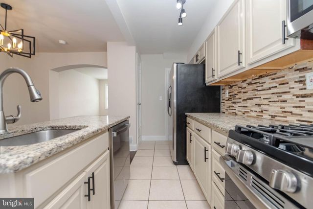 1606 SEARLES RD, Baltimore, MD 21222