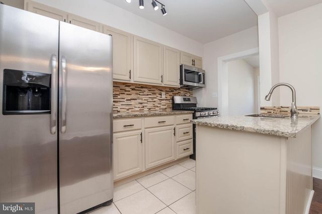 1606 SEARLES RD, Baltimore, MD 21222