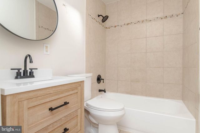 1606 SEARLES RD, Baltimore, MD 21222