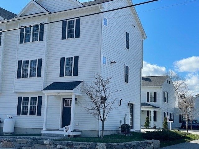 150 W Main Street 1, Millbury, MA 01527