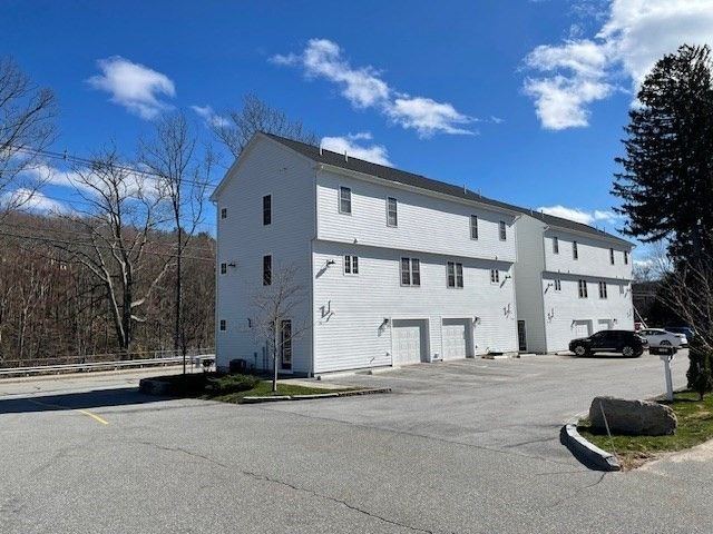 150 W Main Street 1, Millbury, MA 01527