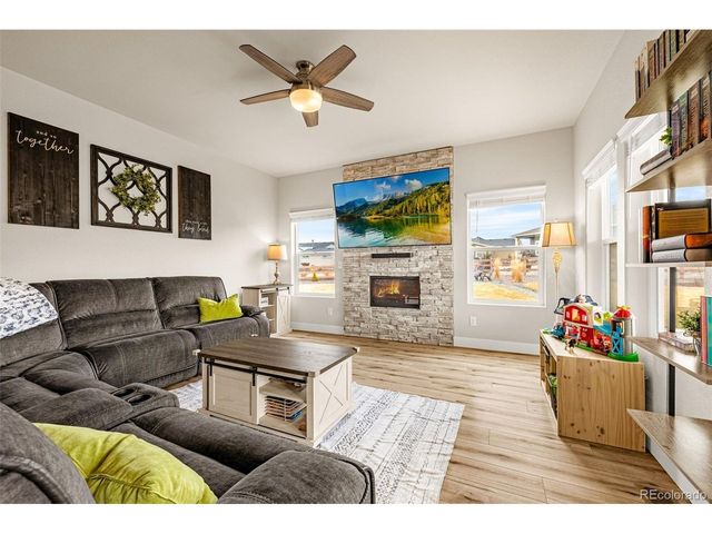 9080 Bugaboo Dr, Colorado Springs, CO 80924