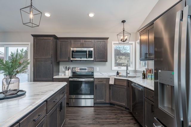 108 Ella Court, Mankato, MN 56001