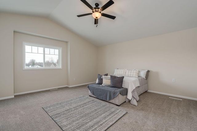 108 Ella Court, Mankato, MN 56001