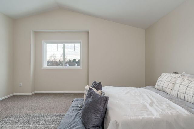 108 Ella Court, Mankato, MN 56001