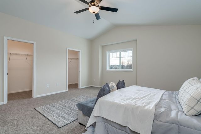 108 Ella Court, Mankato, MN 56001