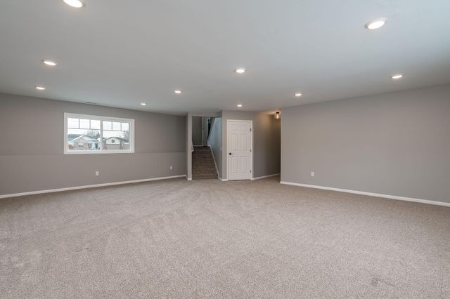 108 Ella Court, Mankato, MN 56001