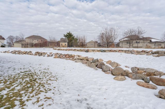 108 Ella Court, Mankato, MN 56001