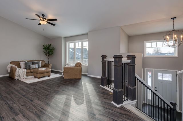 108 Ella Court, Mankato, MN 56001