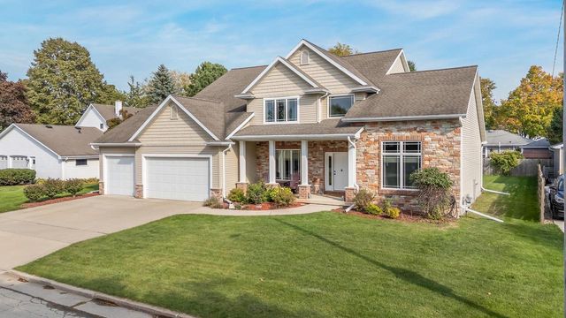 1606 S CARVER LANE, Appleton, WI 54914