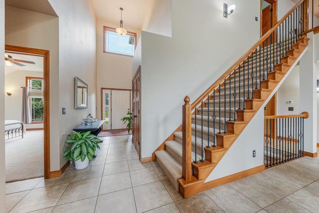 1606 S CARVER LANE, Appleton, WI 54914