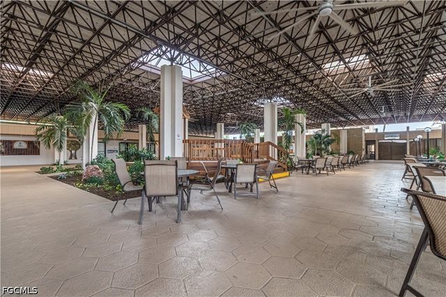 1700 Pine Valley DR 207, Fort Myers, FL 33907