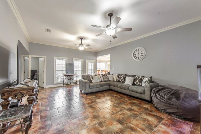 219 Blue Ridge Dr, Gray, LA 70359