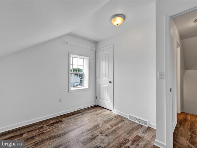 31 E ROSEBUD RD, Myerstown, PA 17067