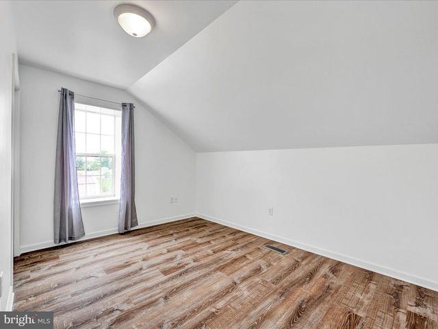 31 E ROSEBUD RD, Myerstown, PA 17067