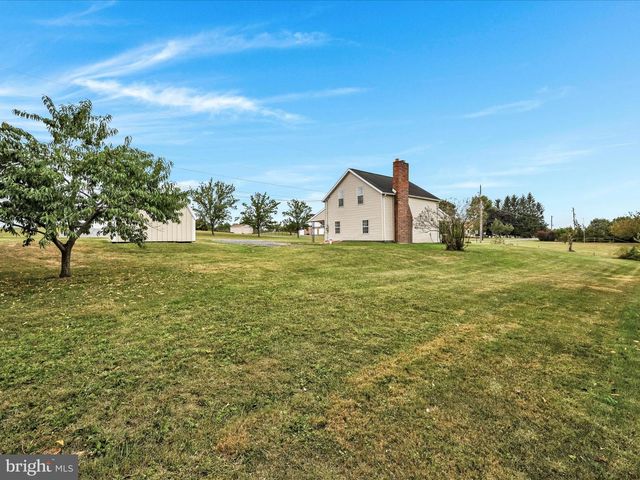31 E ROSEBUD RD, Myerstown, PA 17067