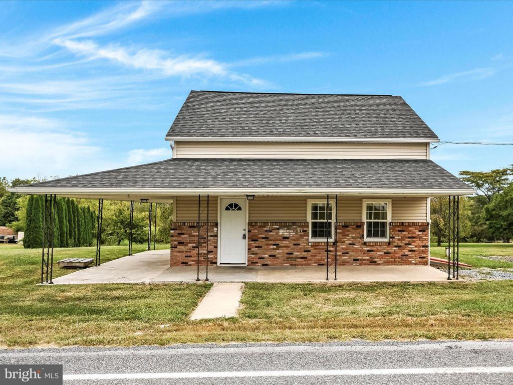 31 E ROSEBUD RD, Myerstown, PA 17067