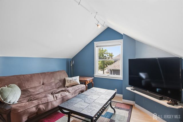226 1st Street, Dunellen, NJ 08812